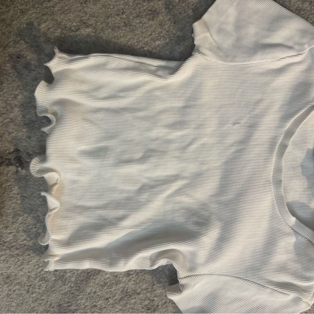 White Ribbed Crop Top